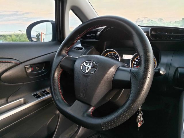 TOYOTA豐田 WISH  第11張相片