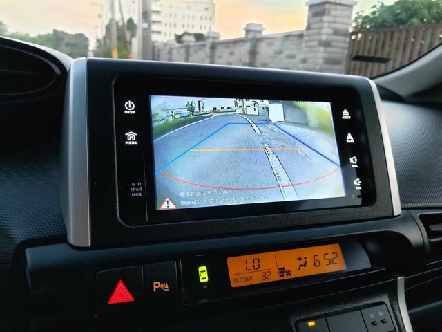 TOYOTA豐田 WISH  第13張相片