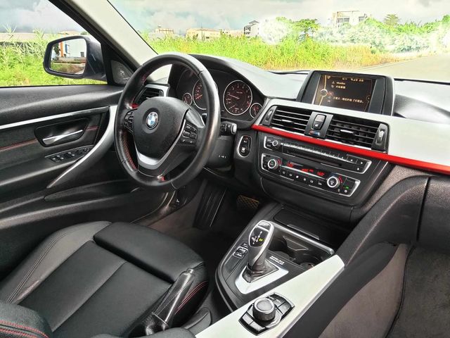 BMW寶馬 320I SPORT LINE  第5張相片