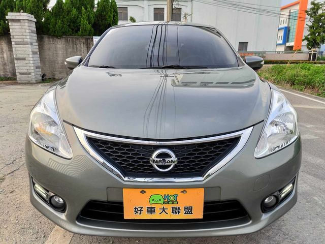 NISSAN日產 TIIDA  第3張相片