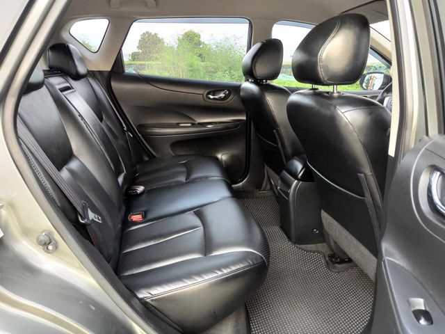 NISSAN日產 TIIDA  第17張相片