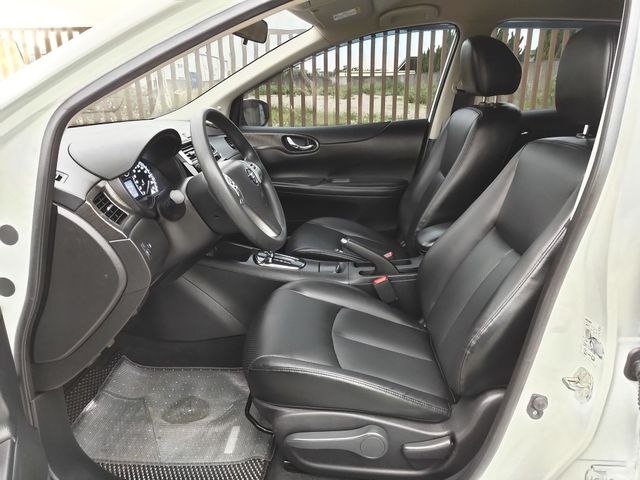 NISSAN日產 TIIDA  第8張相片