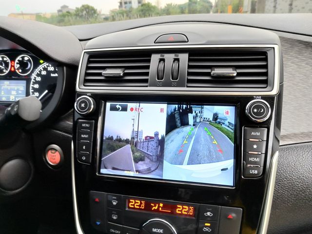 NISSAN日產 TIIDA  第12張相片