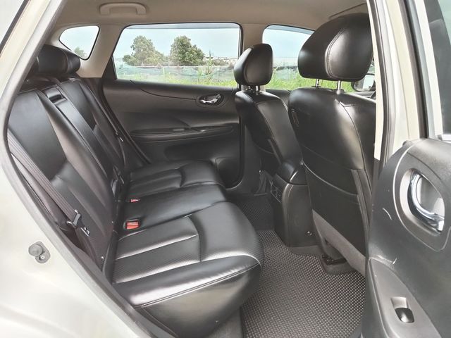 NISSAN日產 TIIDA  第16張相片
