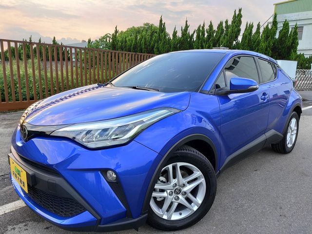 TOYOTA豐田 C-HR  第1張相片