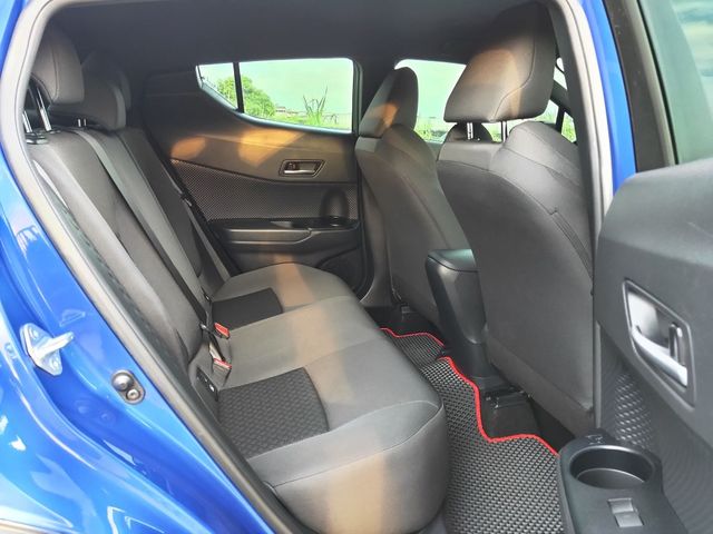 TOYOTA豐田 C-HR  第17張相片