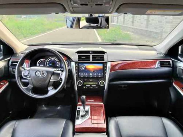 TOYOTA豐田 CAMRY  第5張相片