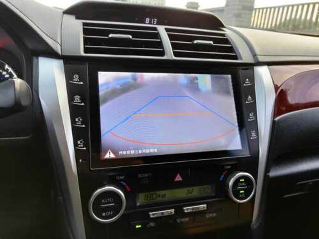 TOYOTA豐田 CAMRY  第9張相片