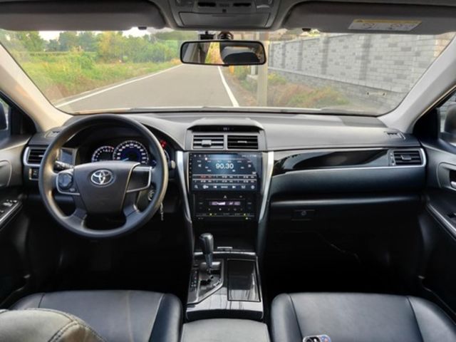 TOYOTA豐田 CAMRY  第7張相片