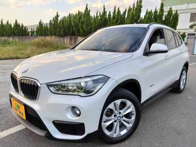 BMW寶馬 X1  第1張相片