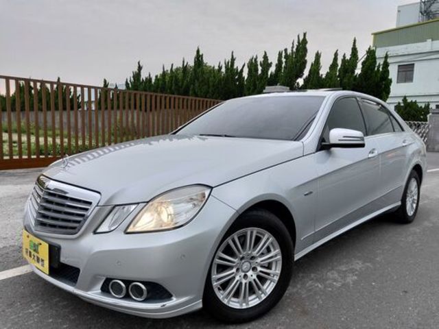 M-BENZ賓士 E200  第1張相片