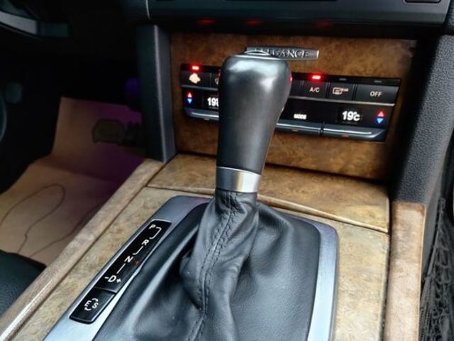 M-BENZ賓士 E200  第8張相片