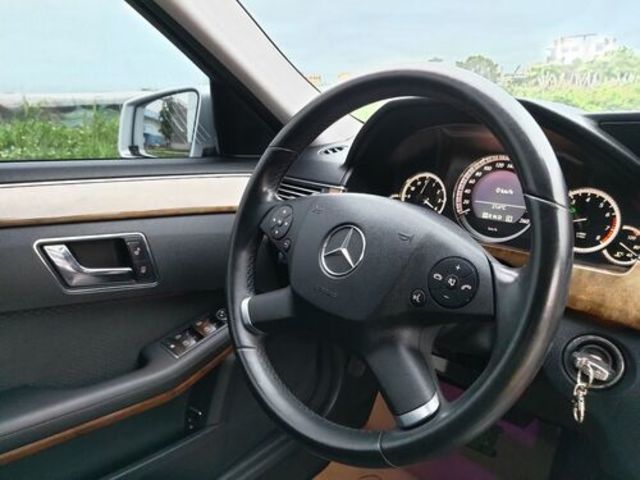 M-BENZ賓士 E200  第9張相片