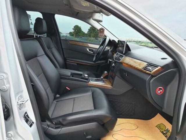 M-BENZ賓士 E200  第15張相片