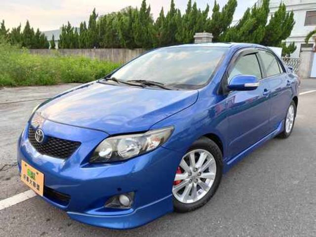 TOYOTA豐田 ALTIS  第1張相片
