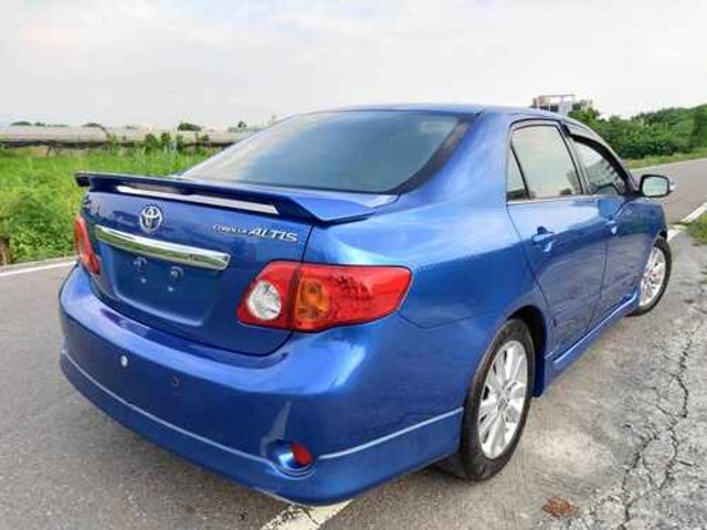 TOYOTA豐田 ALTIS  第2張相片