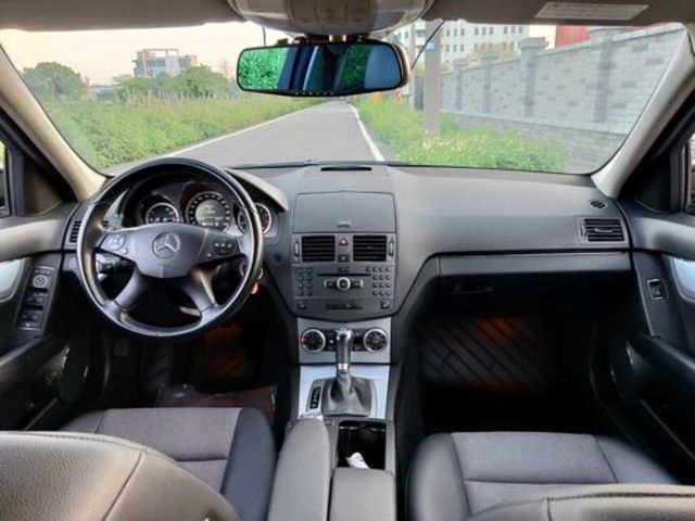 M-BENZ賓士 C200  第5張相片