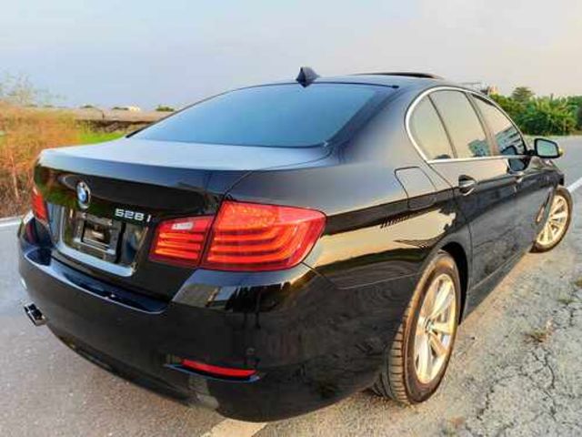 BMW寶馬 528I  第2張相片