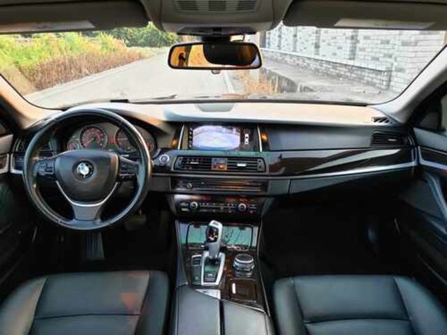 BMW寶馬 528I  第6張相片