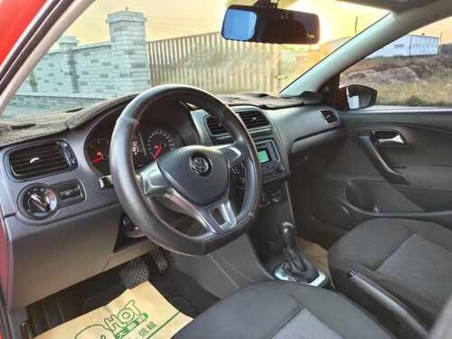 VOLKSWAGEN福斯 POLO  第12張相片