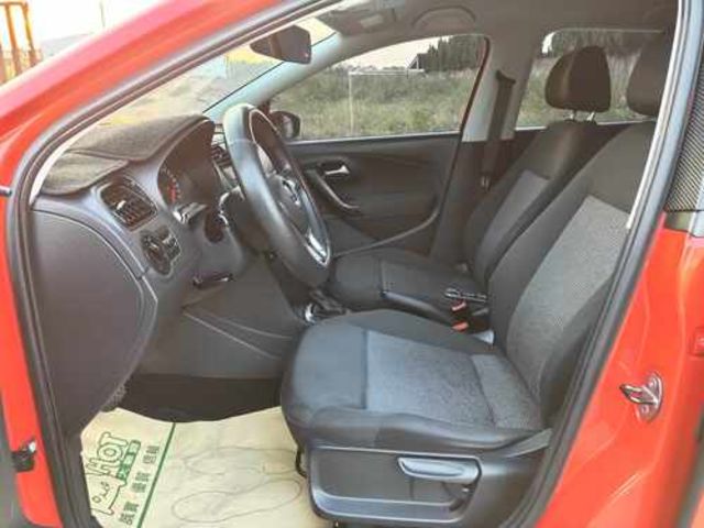 VOLKSWAGEN福斯 POLO  第13張相片