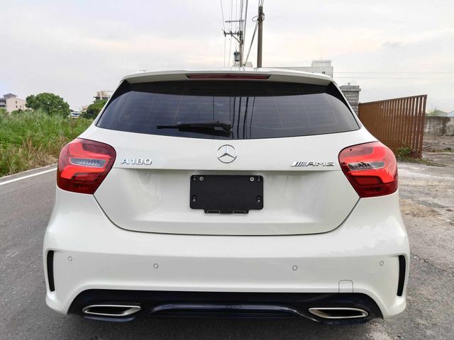 M-BENZ賓士 A180  第4張相片