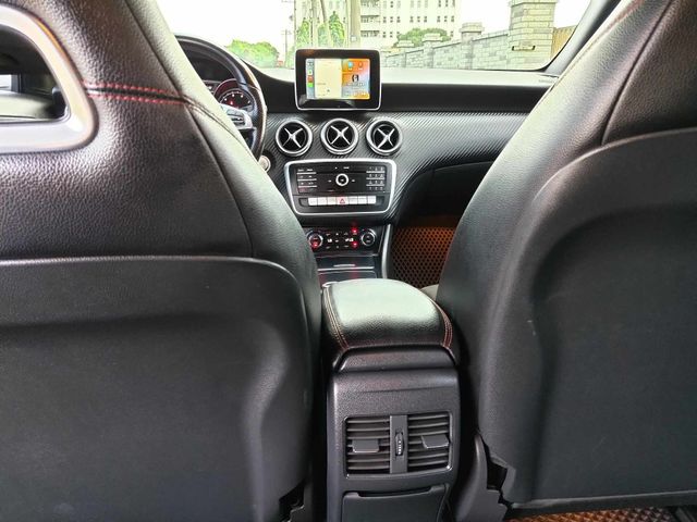 M-BENZ賓士 A180  第18張相片