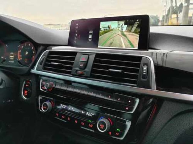 BMW寶馬 318I  第8張相片