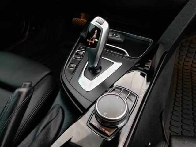 BMW寶馬 318I  第9張相片