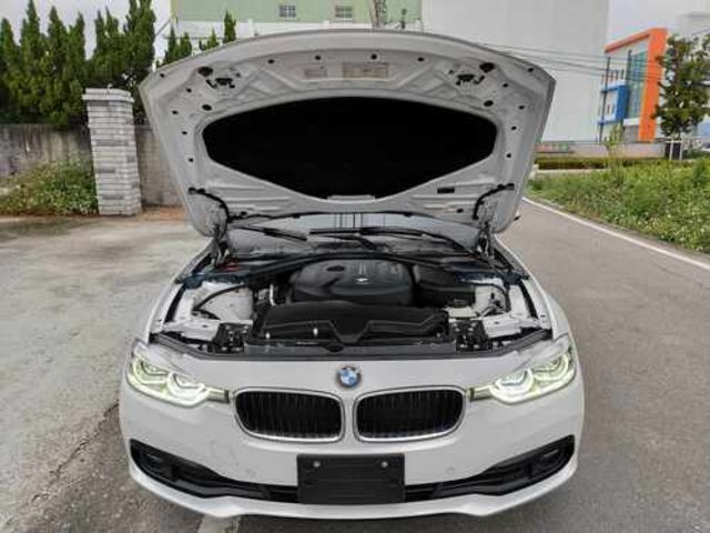 BMW寶馬 318I  第20張相片