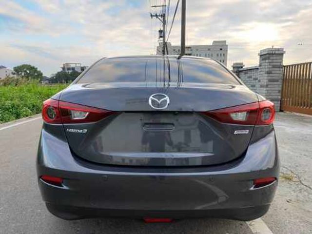 MAZDA馬自達 MAZDA 3  第4張相片