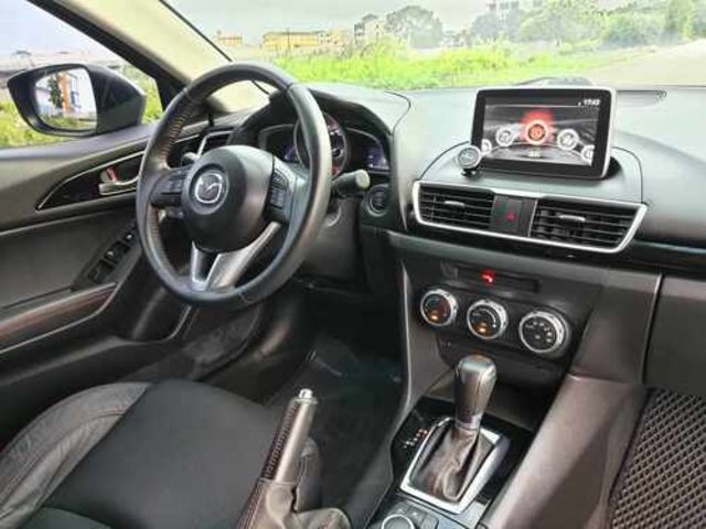 MAZDA馬自達 MAZDA 3  第6張相片