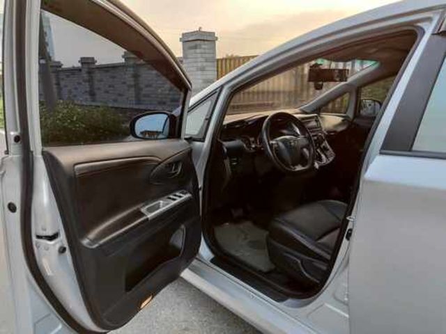 TOYOTA豐田 WISH  第16張相片