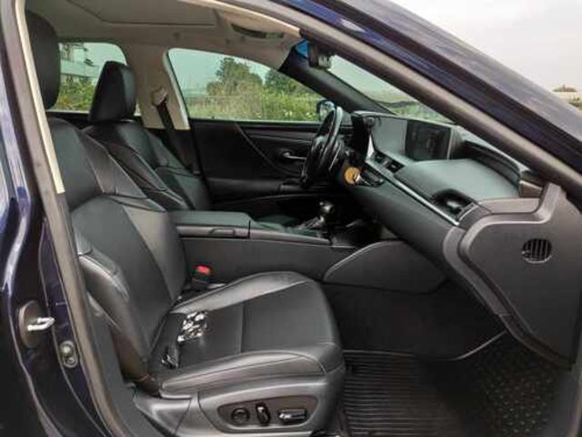 LEXUS凌志 ES200  第19張相片