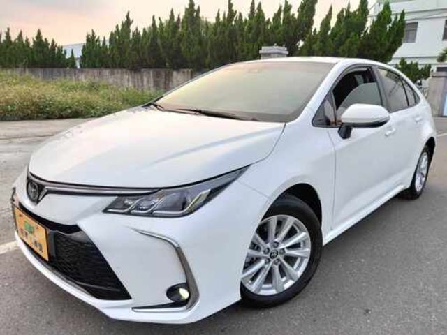 TOYOTA豐田 ALTIS  第1張相片