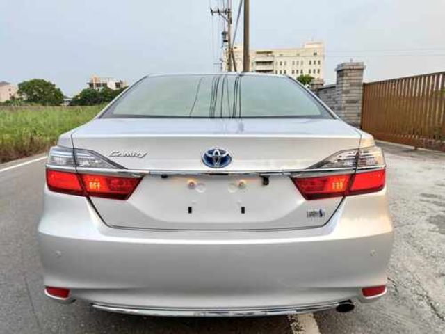 TOYOTA豐田 CAMRY HYBRID  第4張相片