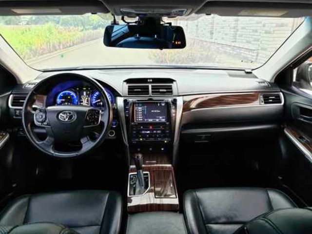 TOYOTA豐田 CAMRY HYBRID  第7張相片
