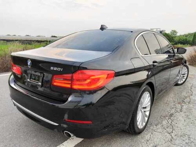 BMW寶馬 520I  第2張相片