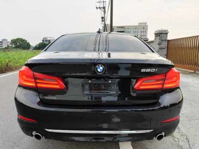 BMW寶馬 520I  第4張相片