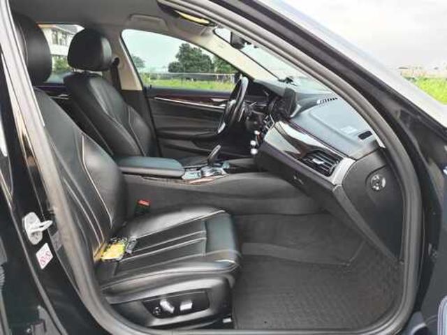 BMW寶馬 520I  第17張相片