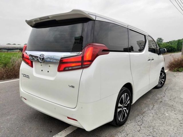 TOYOTA豐田 ALPHARD  第2張相片