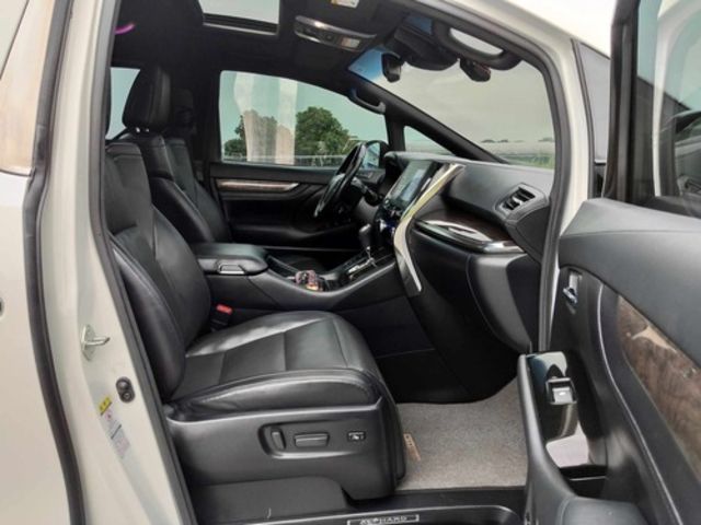 TOYOTA豐田 ALPHARD  第18張相片