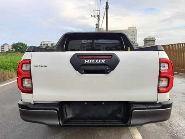 TOYOTA豐田 HILUX  第4張相片