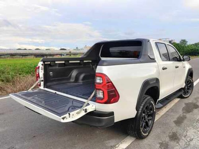 TOYOTA豐田 HILUX  第19張相片