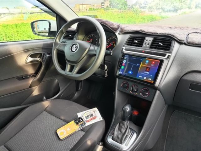 VOLKSWAGEN福斯 POLO  第5張相片