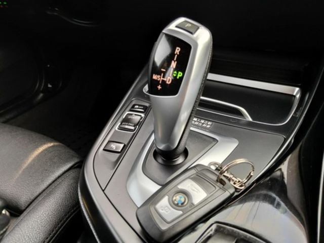 BMW寶馬 118I  第13張相片