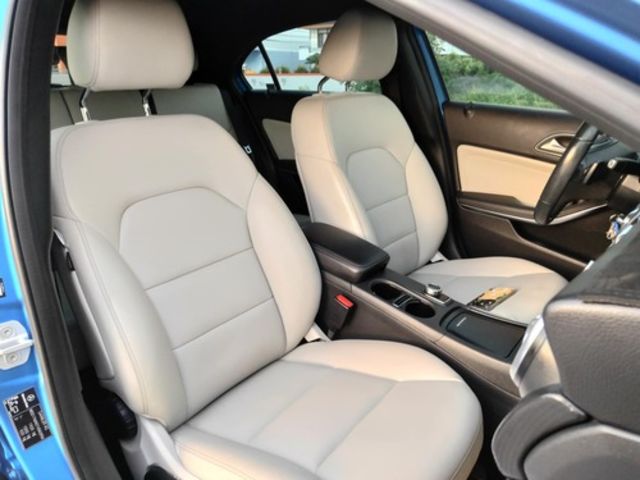 M-BENZ賓士 A180  第8張相片