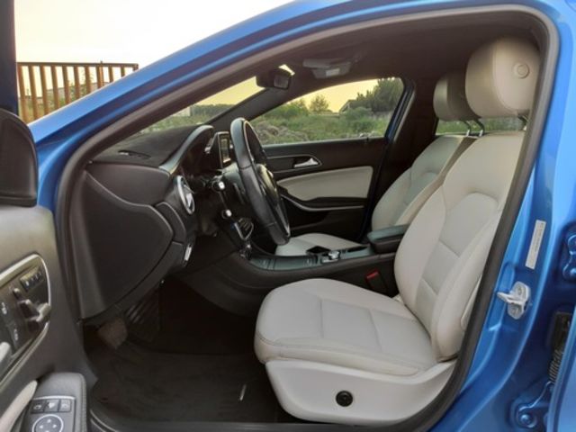 M-BENZ賓士 A180  第15張相片