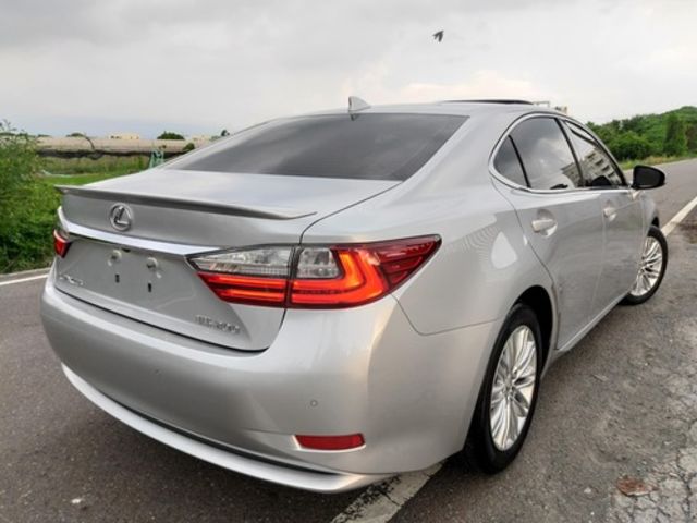 LEXUS凌志 ES200  第2張相片
