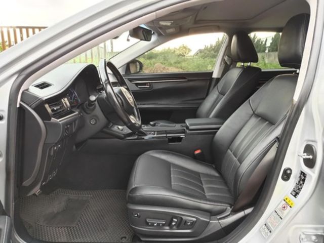 LEXUS凌志 ES200  第8張相片